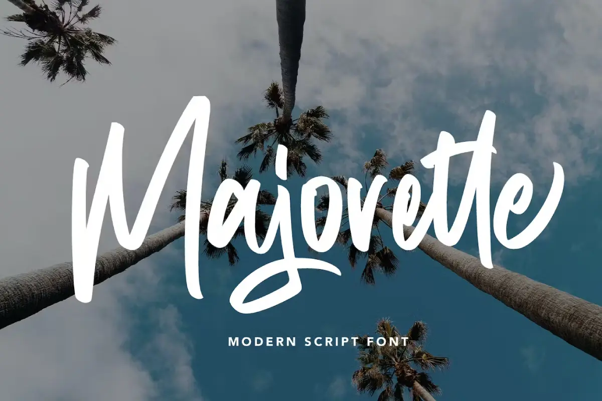 Majorette - Modern Script Font
